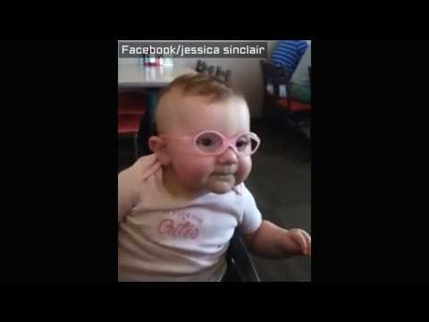 Бебе с нарушено зрение сложи очила - вижте как се радва, когато видя родителите си