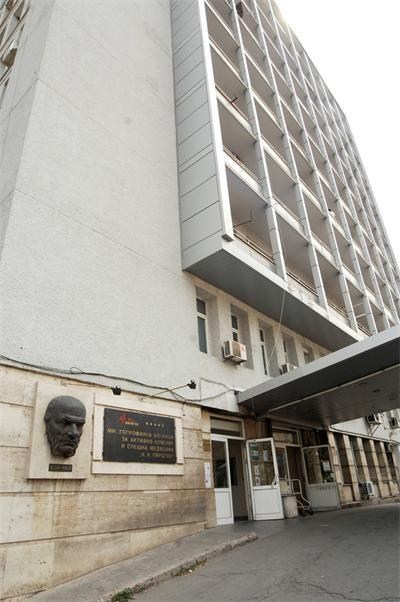 Пребитото 3-годишно дете е в кома, оперирано е по спешност