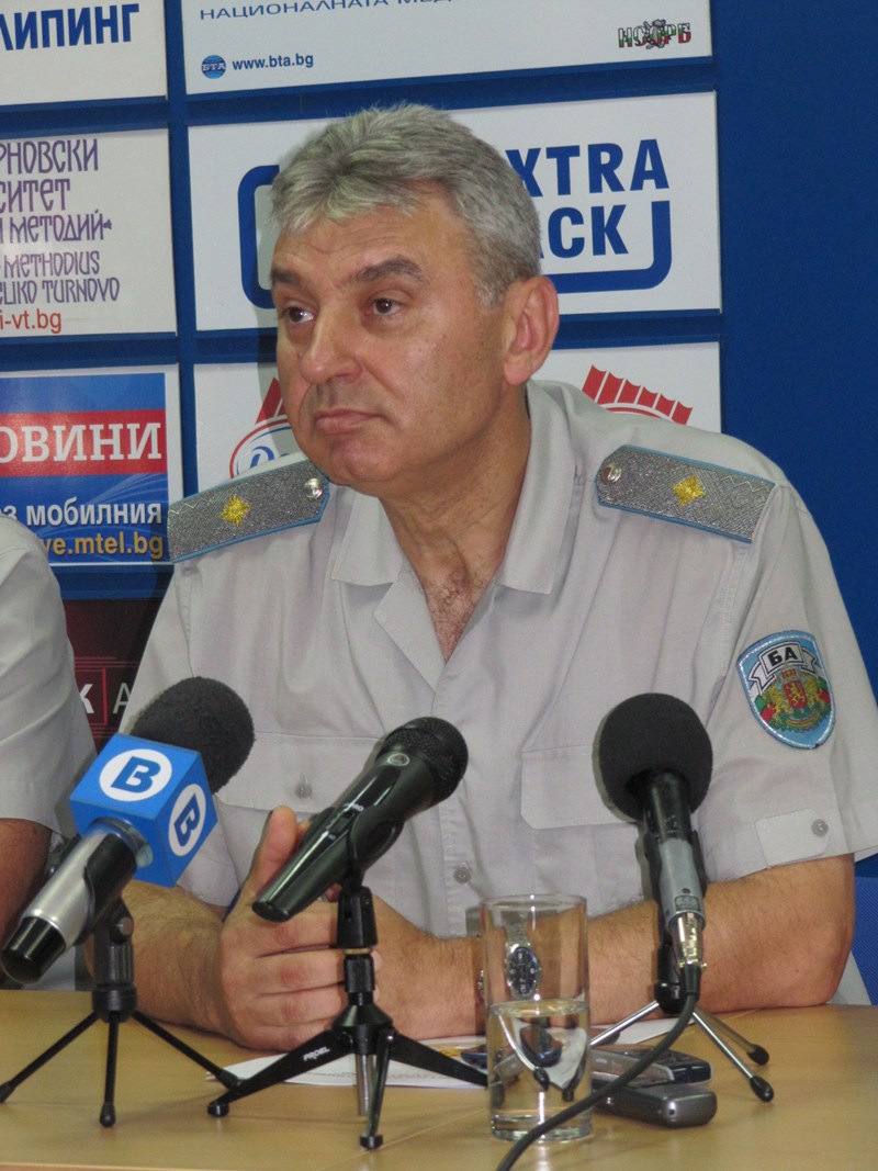 79 курсанти от НВУ стават лейтенанти