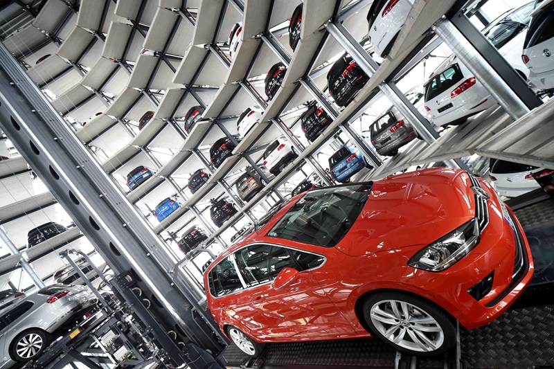 VW задмина Toyota по продадени коли