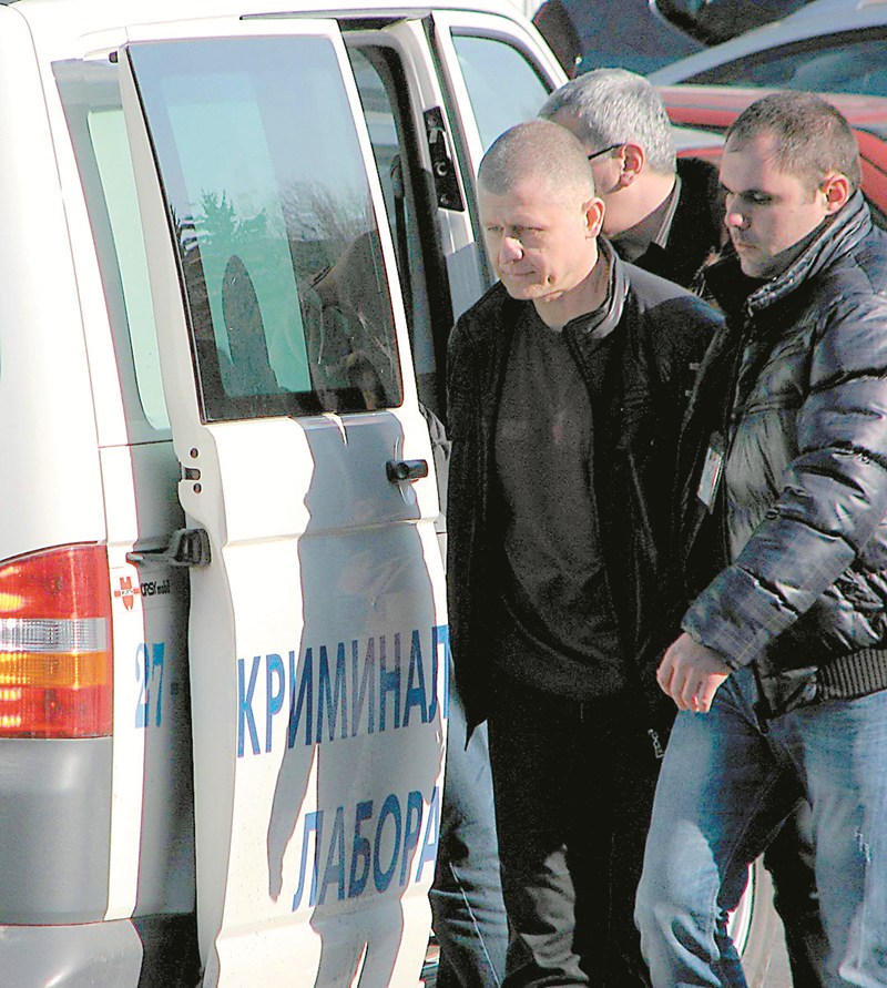 Подкупен прокурор влезе в затвора (Обзор)
