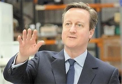 Британският премиер Камерън изпраща кучета срещу нелегалните имигранти