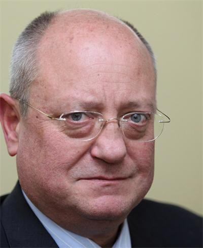 Министър Танев ще назначи нов директор на фонд "Научни изследвания"