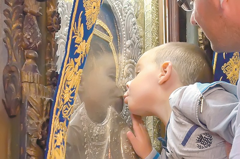 Прибраха две агнета за Рилския манастир