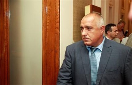 Бойко Борисов: На някои бензиностанции 40% от горивото е терпентин. До събота всички колонки с нови пломби!