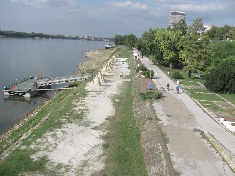 Пишман студент се отърва условно за въоръжен грабеж