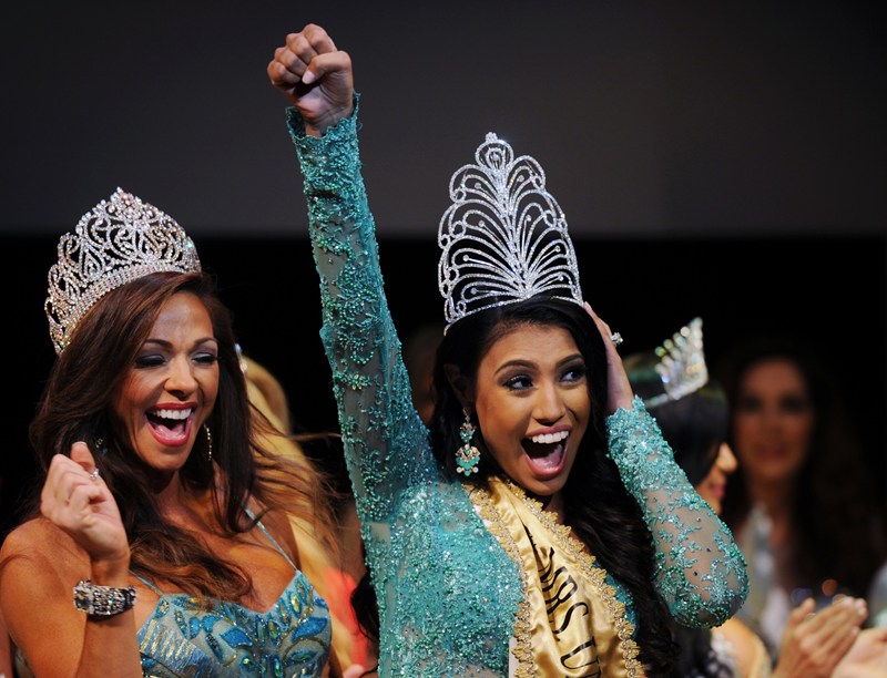 25-годишна канадка стана "Мисис Вселена 2015"
