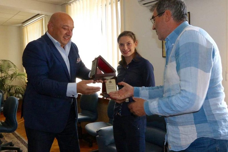 Кралев към Габриела Петрова: Пожелавам
съдбата да ти върне в Рио медала, който ти отне в Пекин