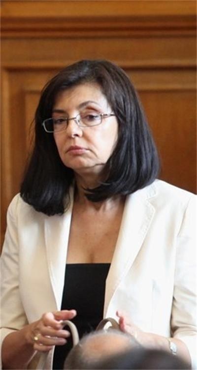 Меглена Кунева: На 3 декември ще внесем отново закона за борба с корупцията