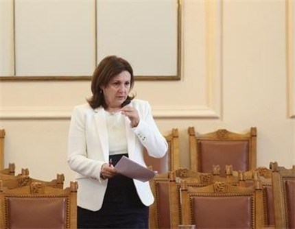 Бъчварова: Настоявам за законодателни промени за най-високи санкции срещу каналджийството