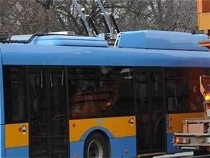 Тролей се запали в София