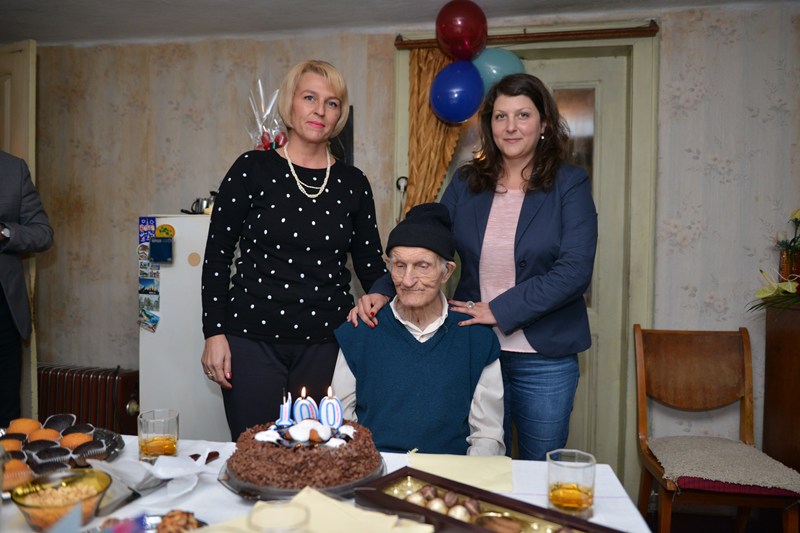 Мъж от Сливен навърши 100 години
