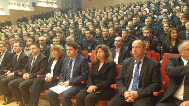 Йорданка Фандъкова пред курсантите на МВР: 2/3 от състава на Общинска полиция са млади хора