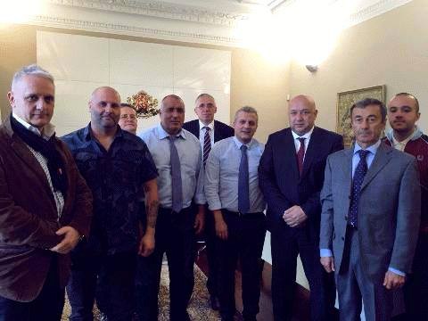 Феновете на ЦСКА се срещнаха с Бойко Борисов и Красен Кралев