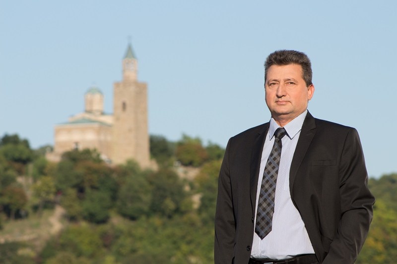 Стефан Михайлов, кандидат за кмет от движение „Царевград за Велико Търново”: Целта е да подобрим микрофинансовите резултати на всеки търновец