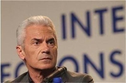 Не е ли време Сидеров да се остракира* от политиката