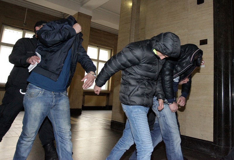 Съд за бандити, стреляли по бивш полицай