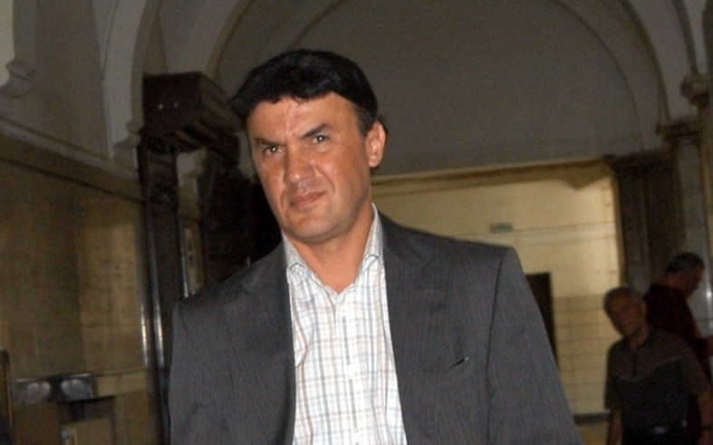 Боби Михайлов подкрепи Платини