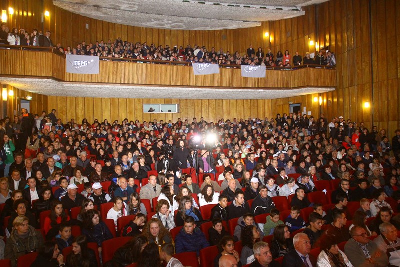 Цветан Цветанов в Карлово: Подкрепете Теодор Шолейков с номер 17, защото той носи енергията на реформаторския дух