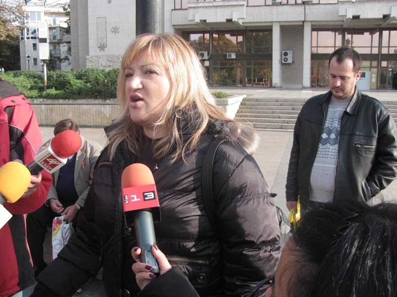Измамени купувачи пак протестираха в Русе