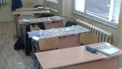 Срути се таван на секция в Свиленград