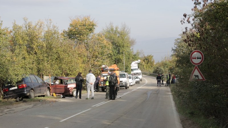 Възрастно семейство загина в катастрофа в Монтана - вижте кадри от трагедията