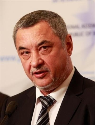 Симеонов: Стабилността на управлението не зависи от заклинанията на Местан и желанията на Кънев