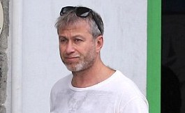 Абрамович посреща Нова година на Карибите