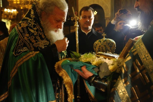 Частици от мощите на св. Серафим бяха пренесени в "Св. Александър Невски"