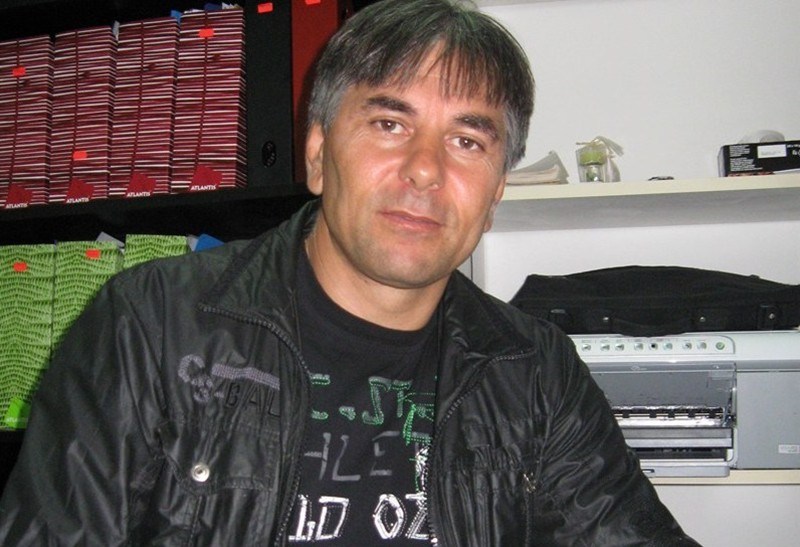 Спецполицаи разследват мистериозната смърт на Пламен Миланов, обискират дома му
