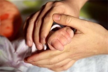 Известен специалист по репродуктивна медицина преглежда в МБАЛ-Бургас на 14-и и 15-и януари