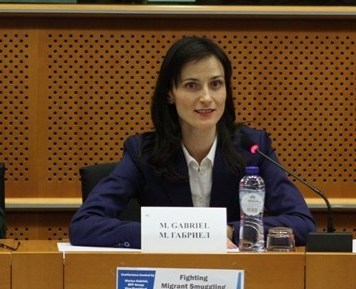 Евродепутатът Мария Габриел: Няма да има намаляване на парите по еврофондовете
