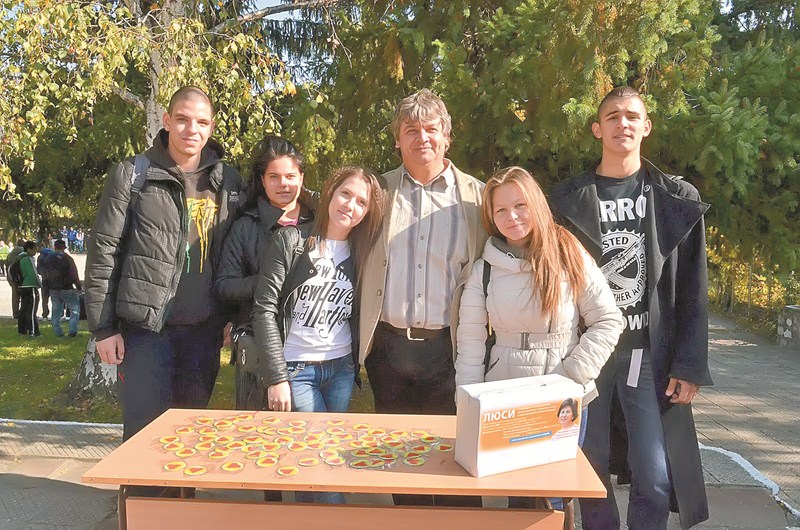 Асеновград спаси учителката Люси