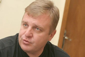 Каракачанов: Местан си е въобразил, че може да бъде едноличен началник на ДПС