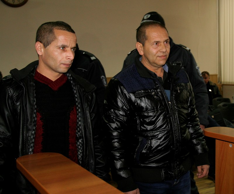 Разпити на бензиностанция поиска адвокат по дело за жестоко убийство
