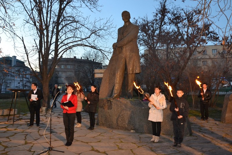 Чирпан чества Яворов