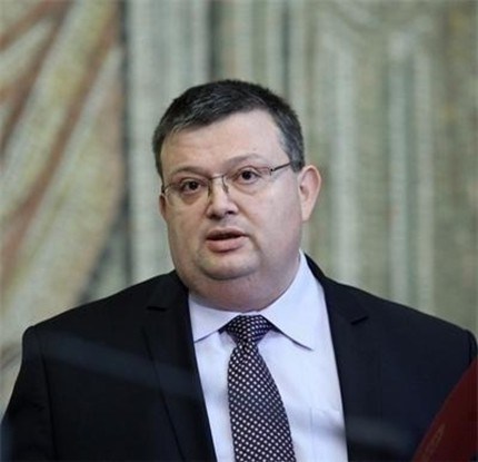 Цацаров на оперативка за убития Тодор, пропуска заседанието на ВСС
