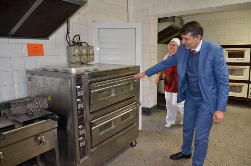 Австрийци дариха ново кухненско оборудване на дом за възрастни с увреждания в Пловдив