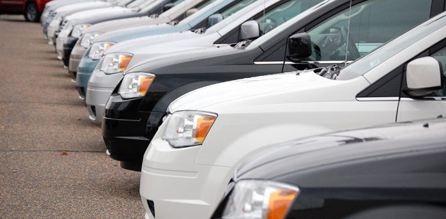 3141 българи си купили нов автомобил за Коледа