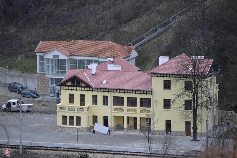 Приключва ремонтът на жп гара „Трапезица” в Търново