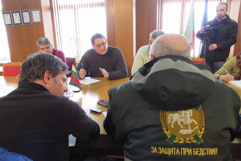 Кметът на Шумен с ултиматум, влак престоя 3 часа заради липса на ток