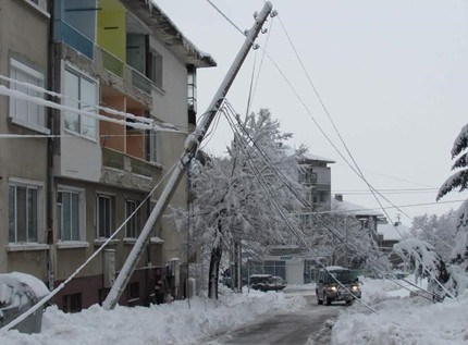Снегът отлага студентски изпити