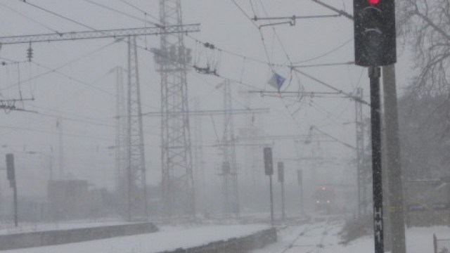 Експрес "Слънчев бряг" закъса в Пловдив