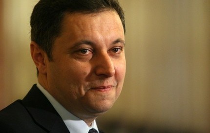 Яне Янев издаде източника на есемеса до Борисов