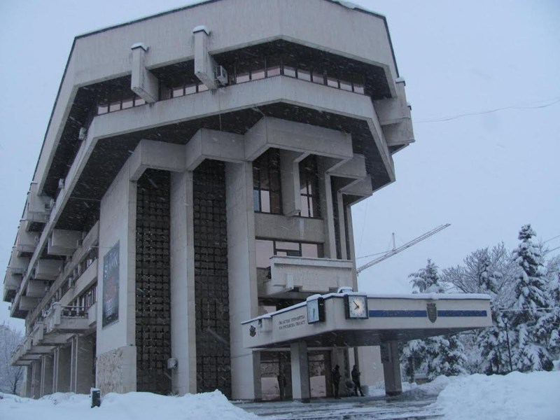 Отварят всички училища в Русенско