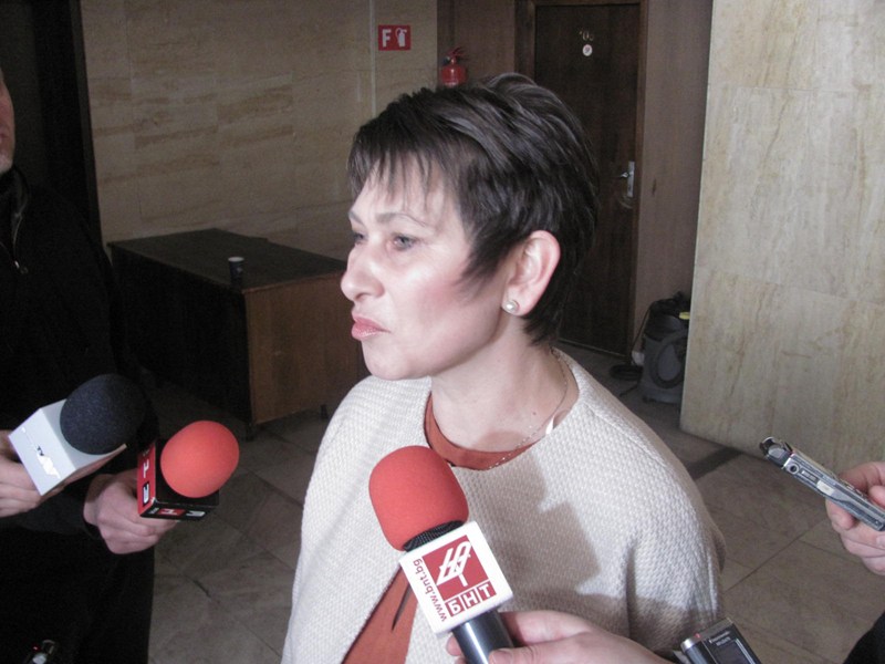Даниела Везиева: "Да не преекспонираме свалянето на ДДС в Румъния"