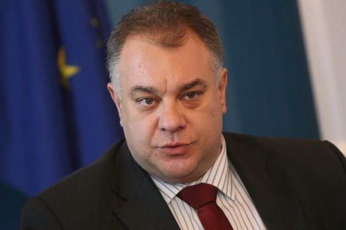 Д-р Мирослав Ненков: Скандалът с ваксините е чисто политически
