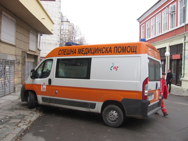 Бус удари на заден ход пешеходец в Русе