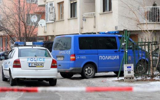 Мъж уби две жени и се самоуби в София