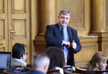 Красимир Каракачанов: Какво празнуваме на Трети март - освобождението или края на съжителството?